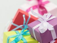 gifts-570821_1920-600x400